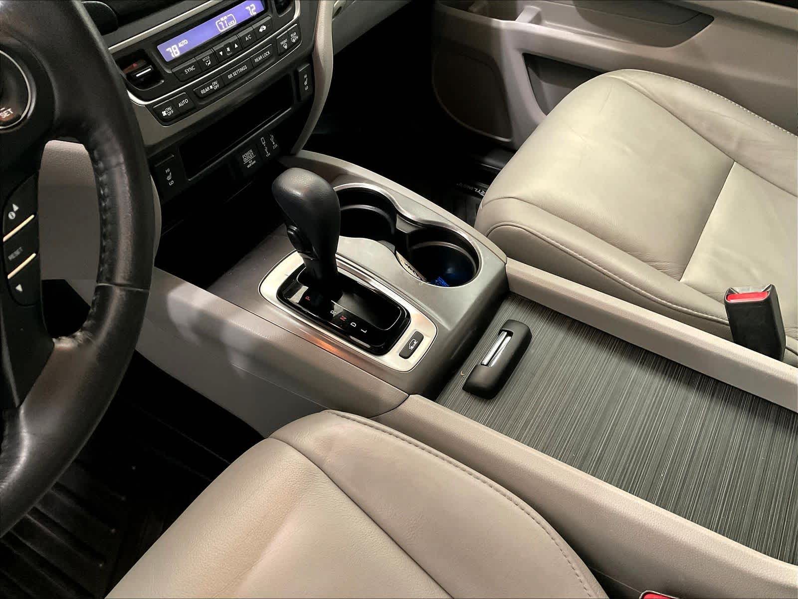 2017 Honda Pilot EX-L - Photo 21