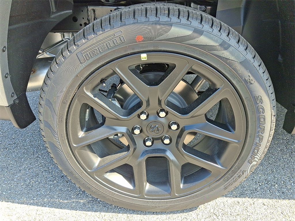 2026 Ram 1500 Laramie - Photo 5