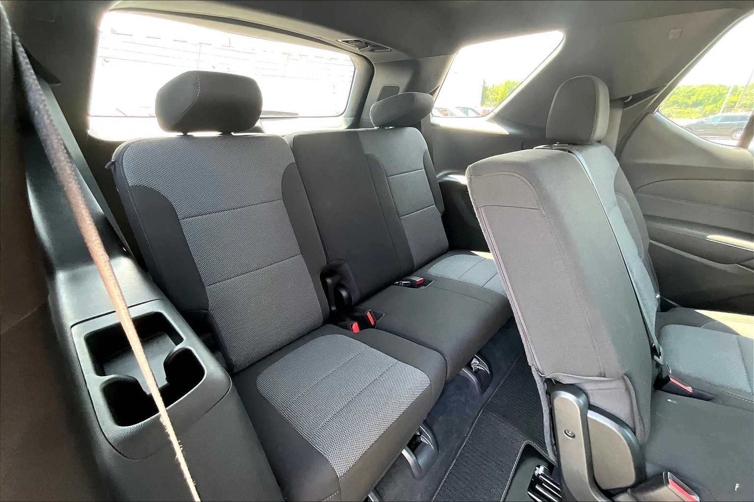 2022 Chevrolet Traverse LT Cloth - Photo 17