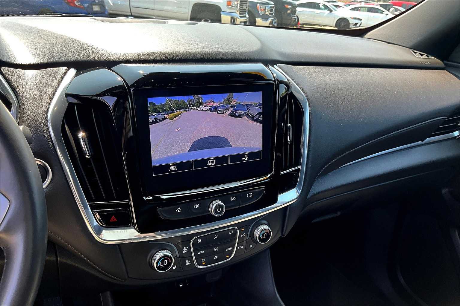 2022 Chevrolet Traverse LT Cloth - Photo 20