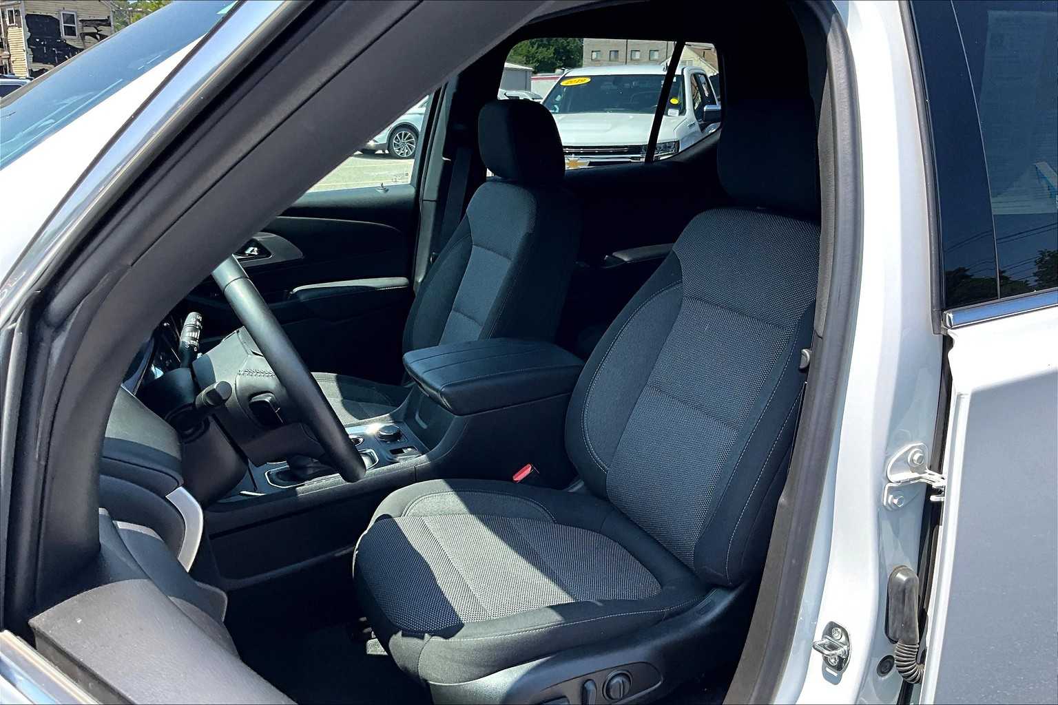2022 Chevrolet Traverse LT Cloth - Photo 10