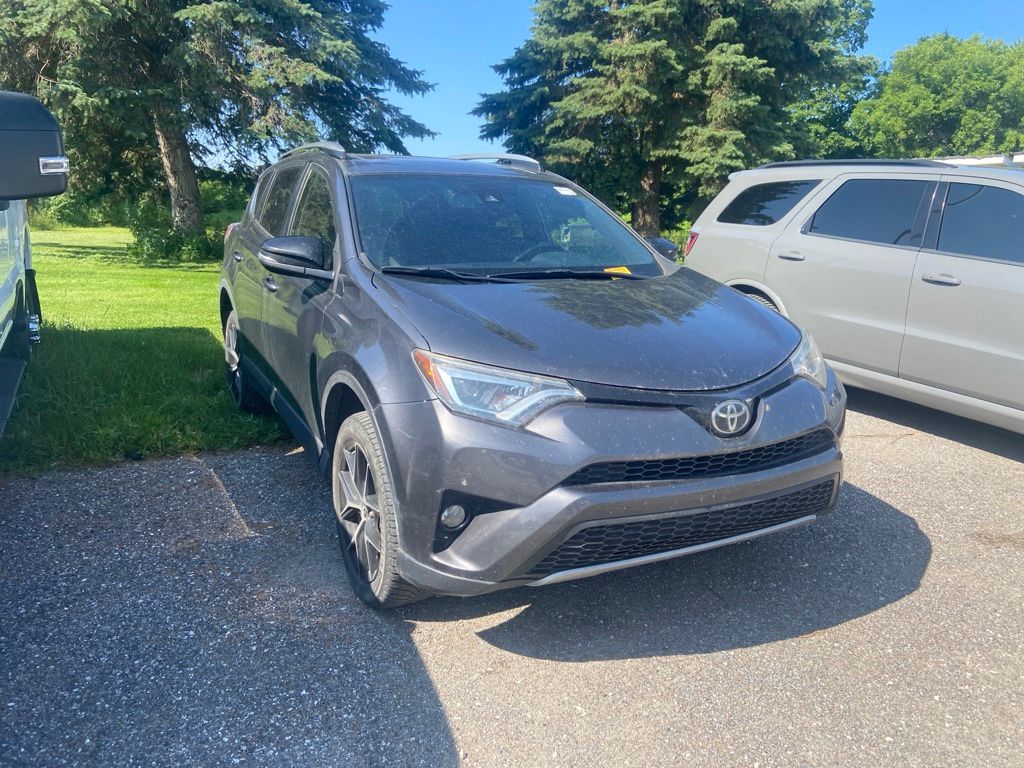 2017 Toyota RAV4 SE - Photo 1