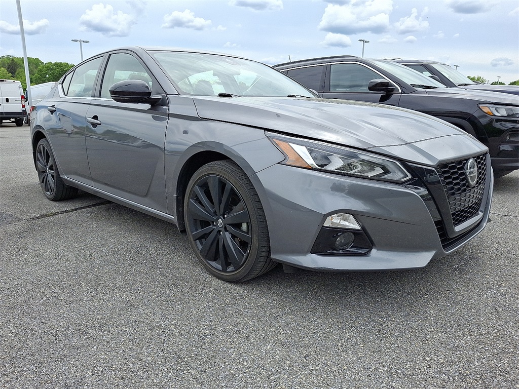 2022 Nissan Altima 2.5 SR