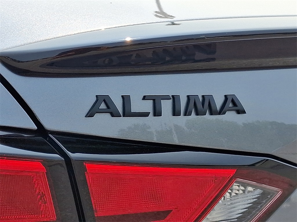 2022 Nissan Altima 2.5 SR - Photo 29