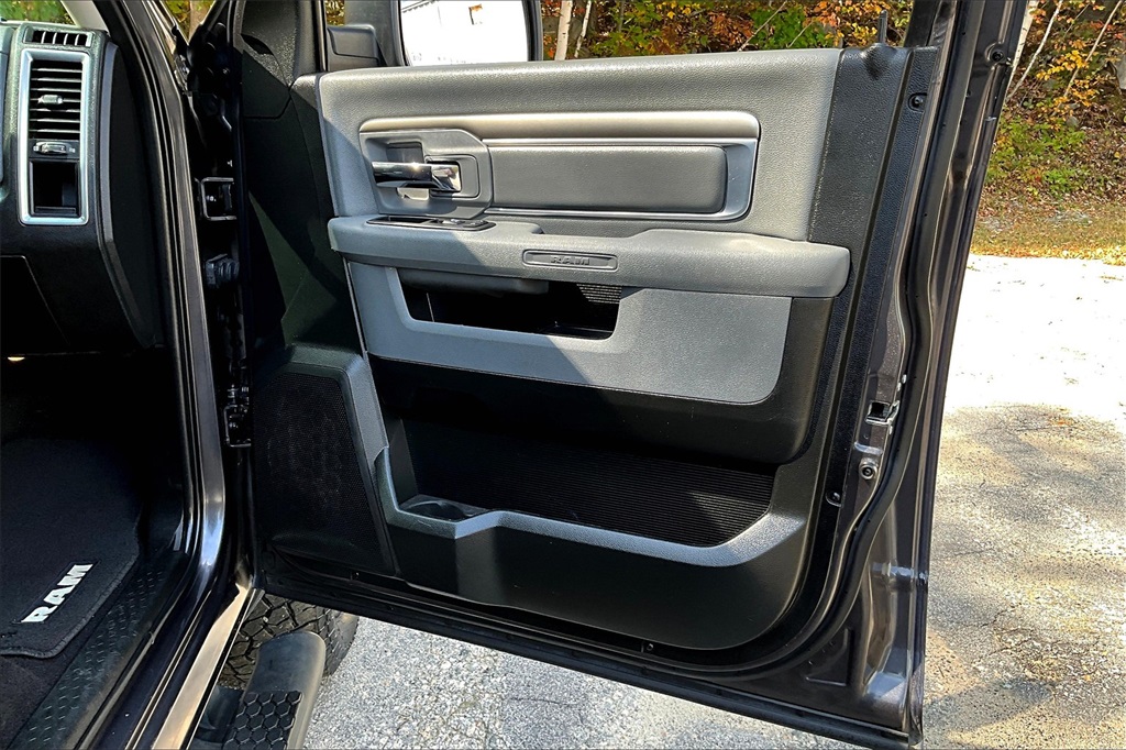 2019 Ram 1500 Classic Warlock - Photo 12