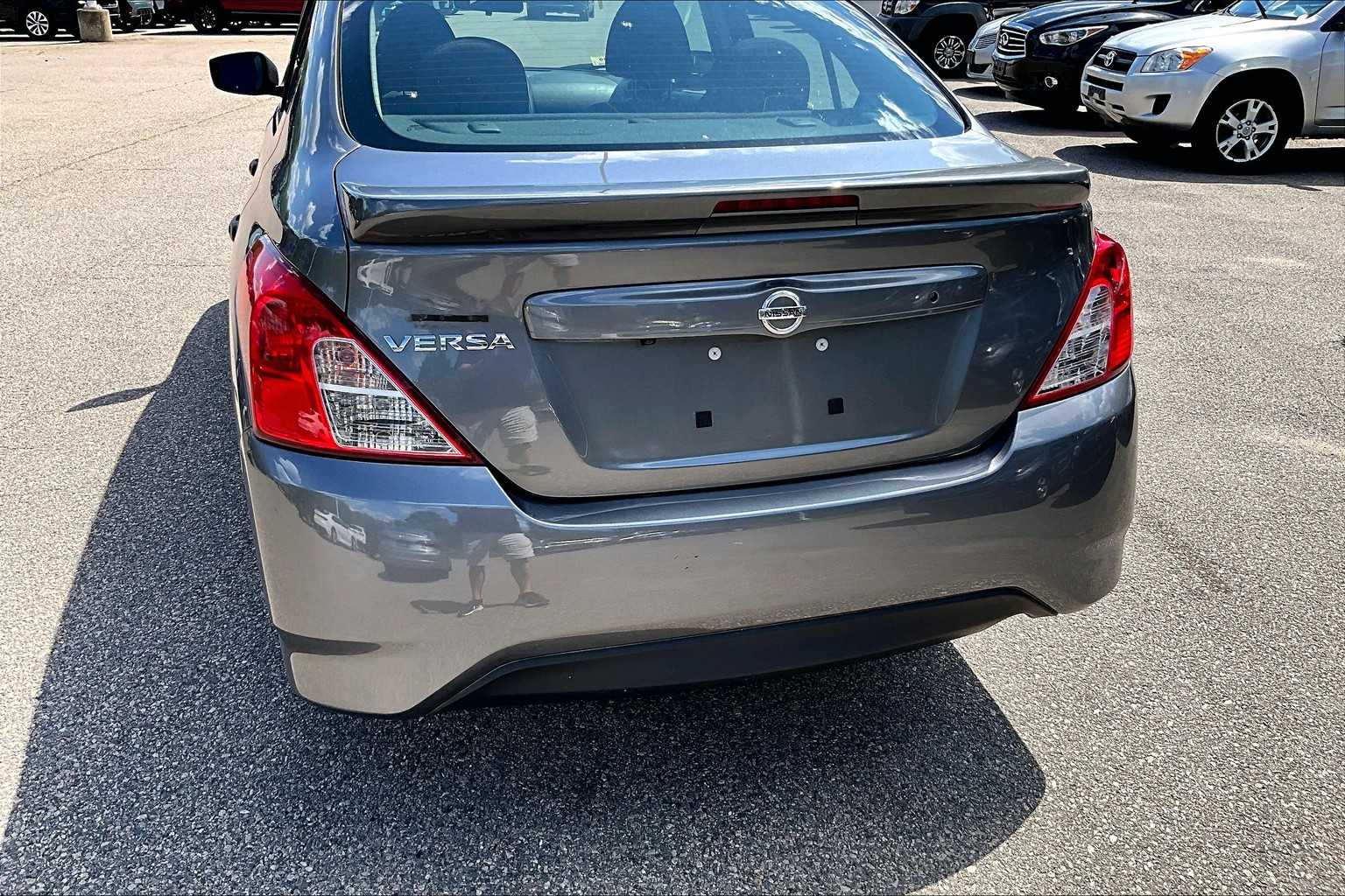 2019 Nissan Versa S Plus - Photo 7