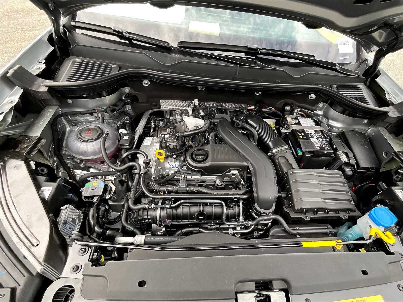 2025 Volkswagen Taos S - Photo 16