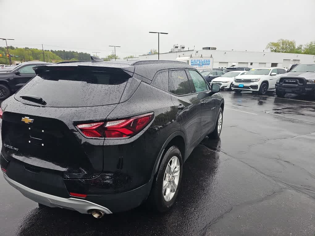 2022 Chevrolet Blazer LT - Photo 2
