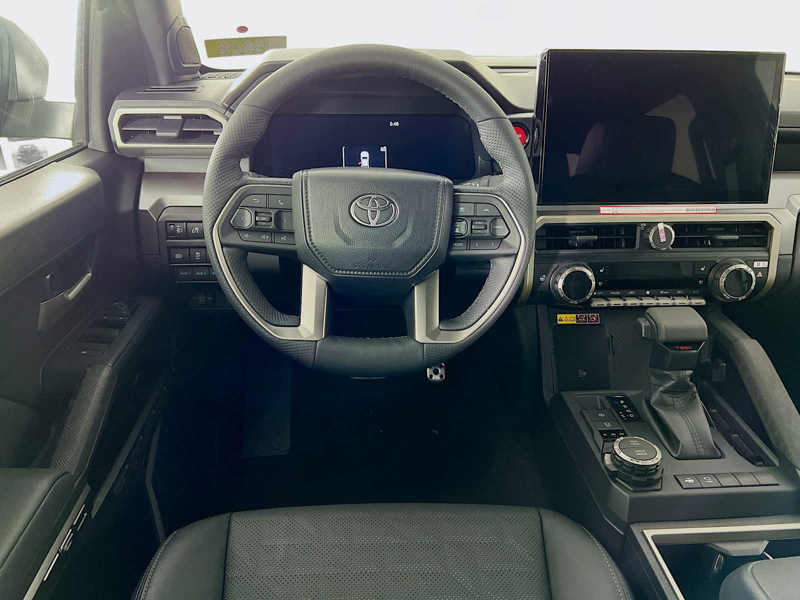 2025 Toyota Tacoma TRD Sport Hybrid - Photo 14