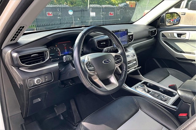 2022 Ford Explorer XLT - Photo 14