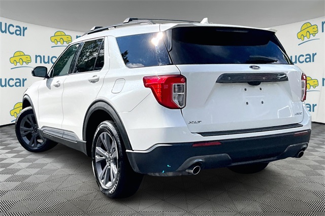 2022 Ford Explorer XLT - Photo 2