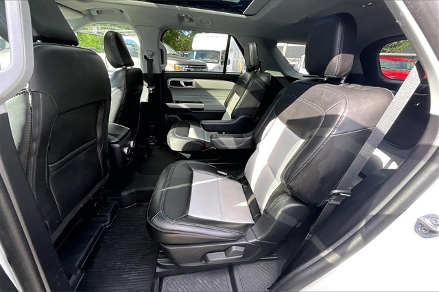 2022 Ford Explorer XLT - Photo 22