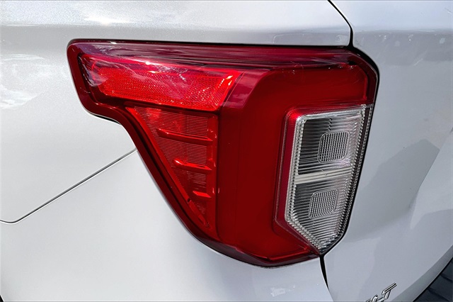 2022 Ford Explorer XLT - Photo 33