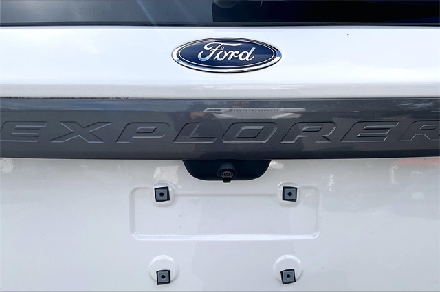 2022 Ford Explorer XLT - Photo 8