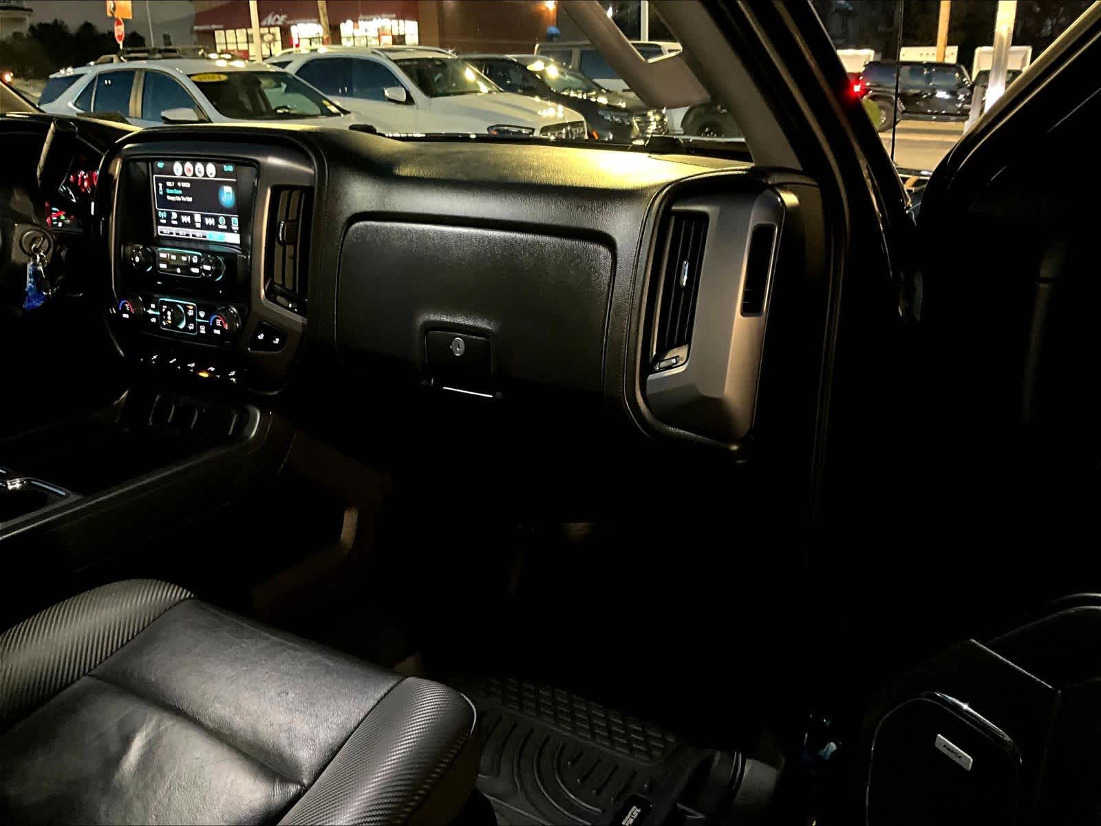 2018 GMC Sierra 1500 SLT - Photo 13