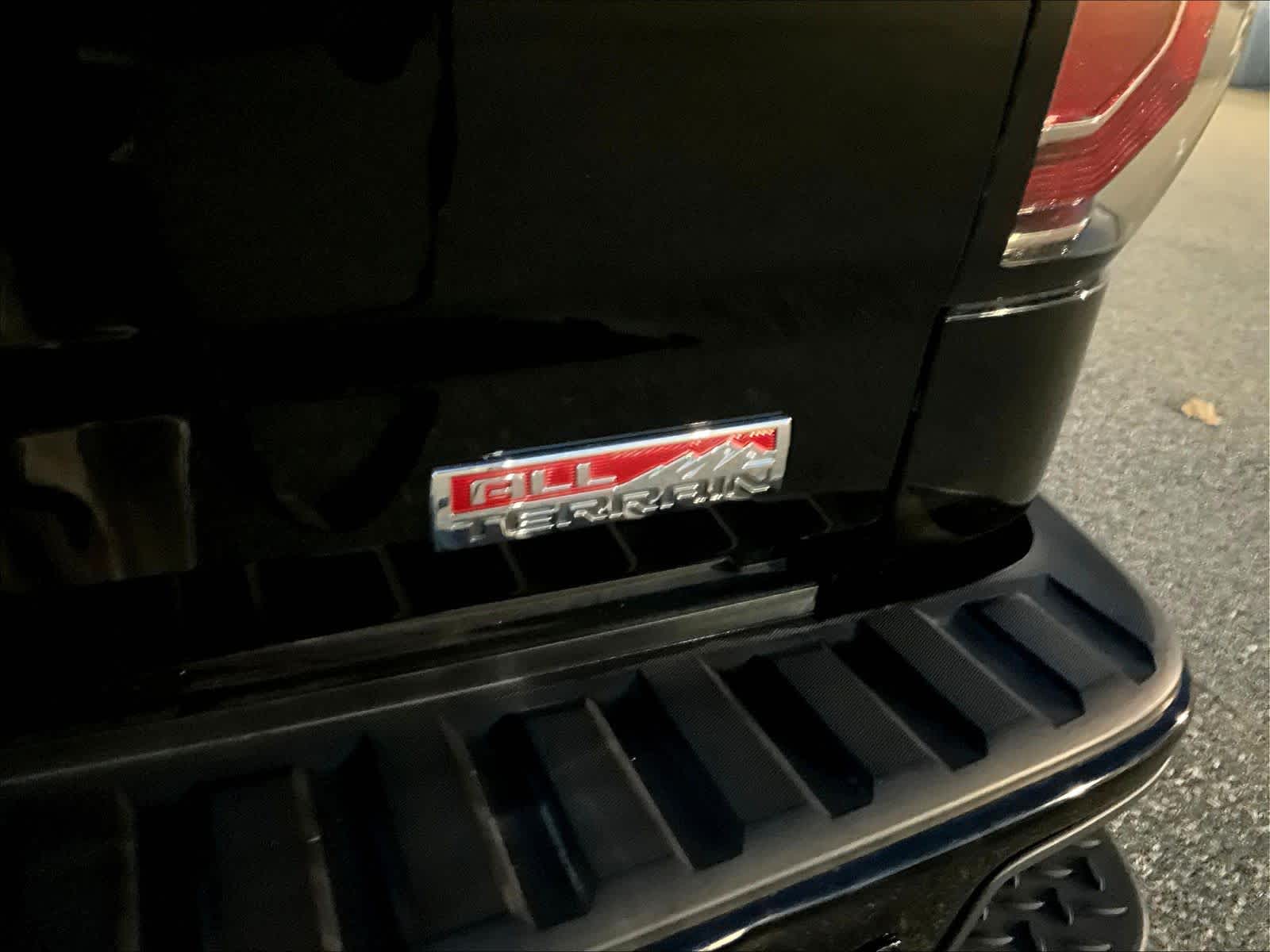 2018 GMC Sierra 1500 SLT - Photo 29