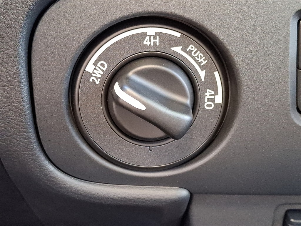 2026 Nissan Frontier PRO-4X - Photo 15