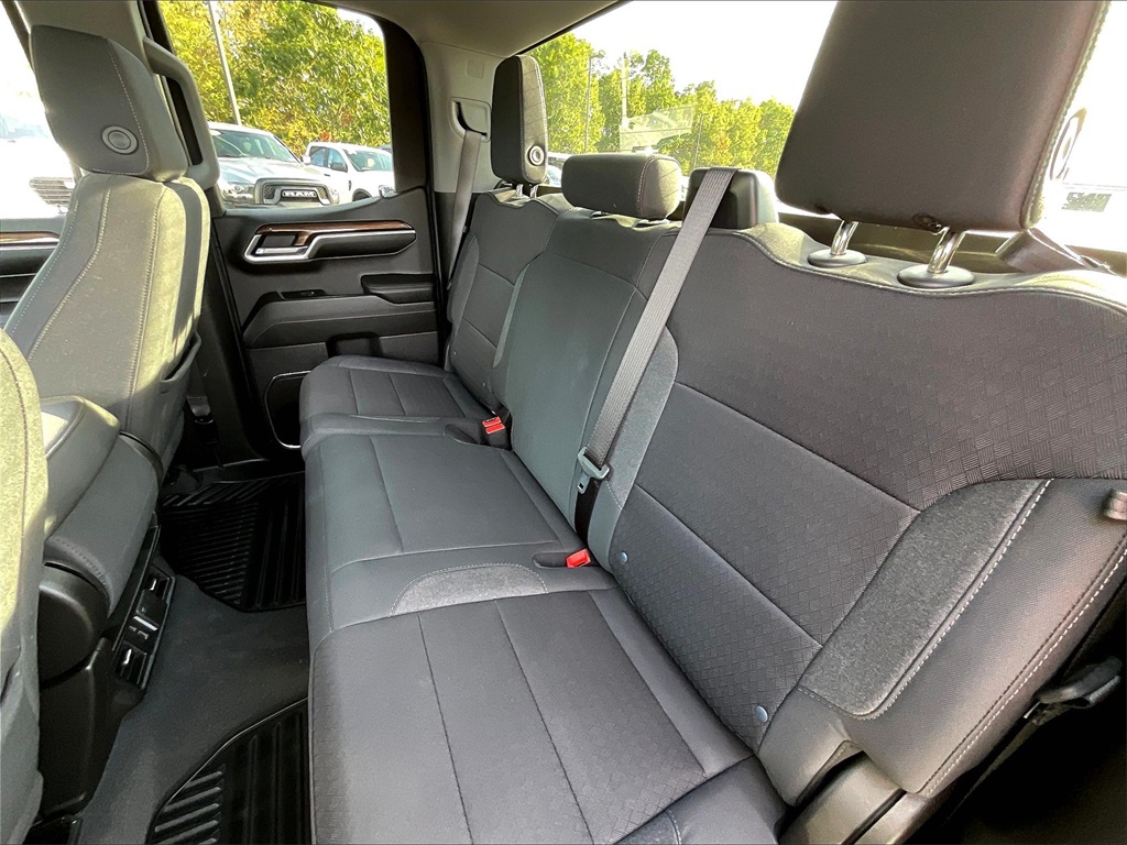 2024 Chevrolet Silverado 1500 LT - Photo 14