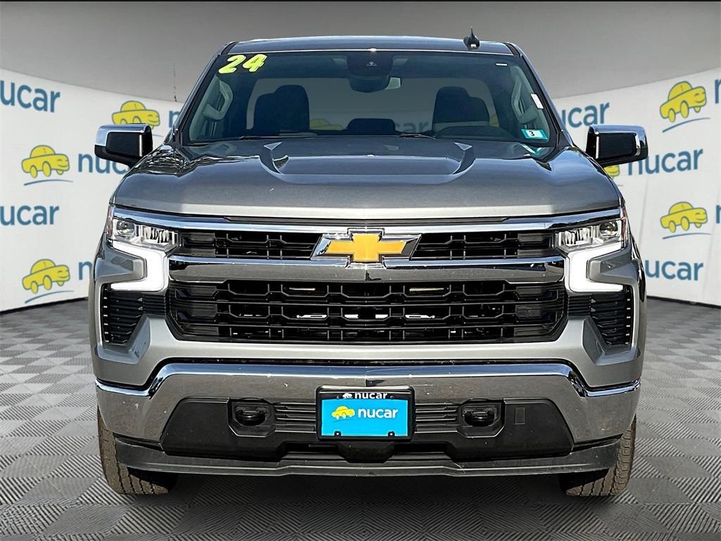 2024 Chevrolet Silverado 1500 LT - Photo 2