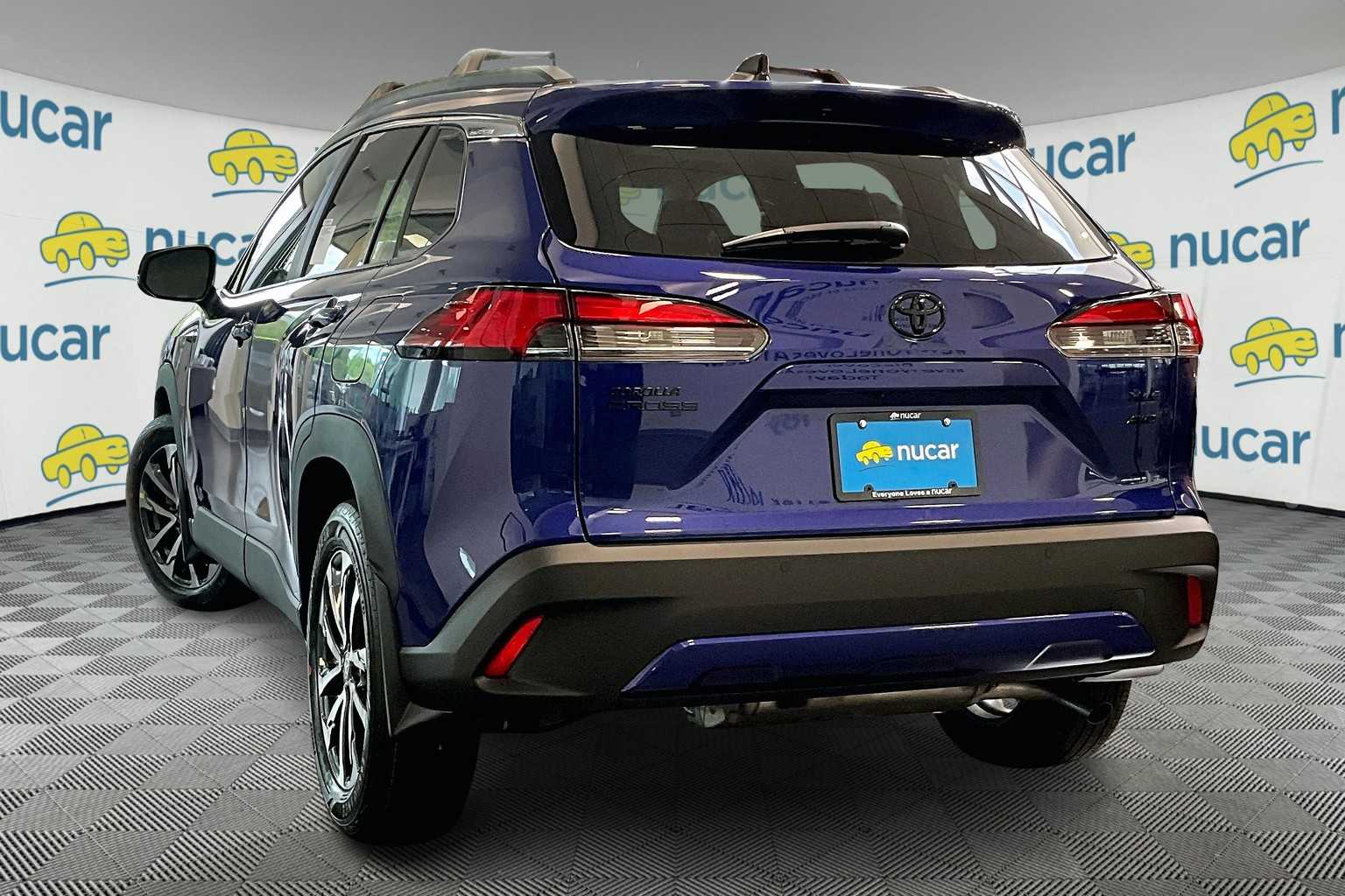2025 Toyota Corolla Cross XLE - Photo 5