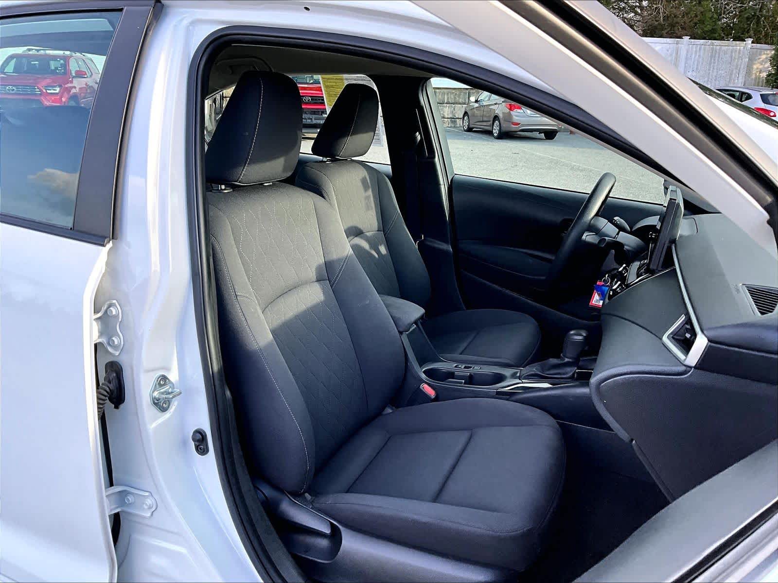 2023 Toyota Corolla LE - Photo 11