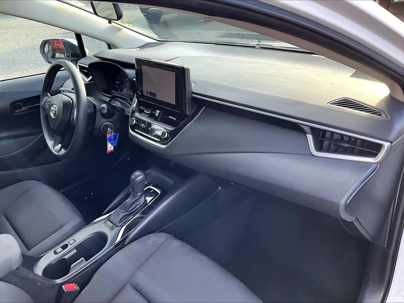 2023 Toyota Corolla LE - Photo 14