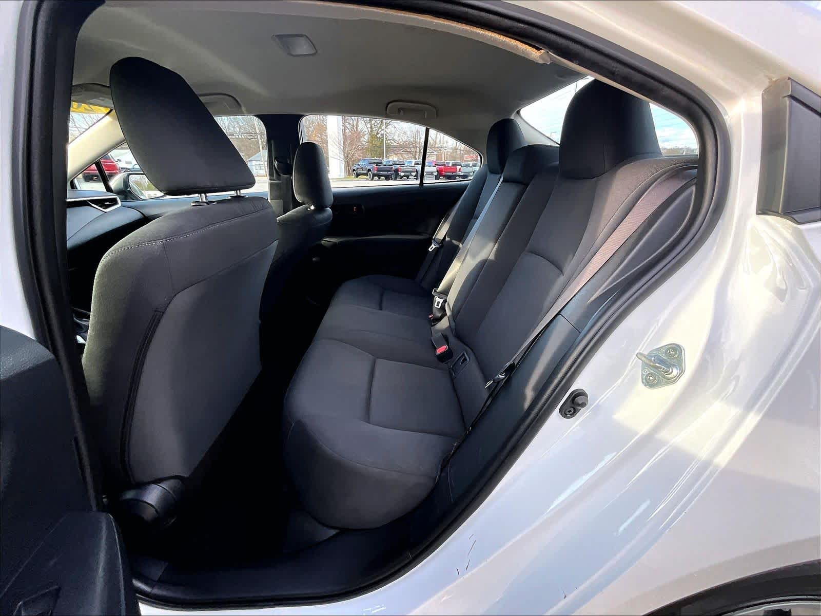 2023 Toyota Corolla LE - Photo 15