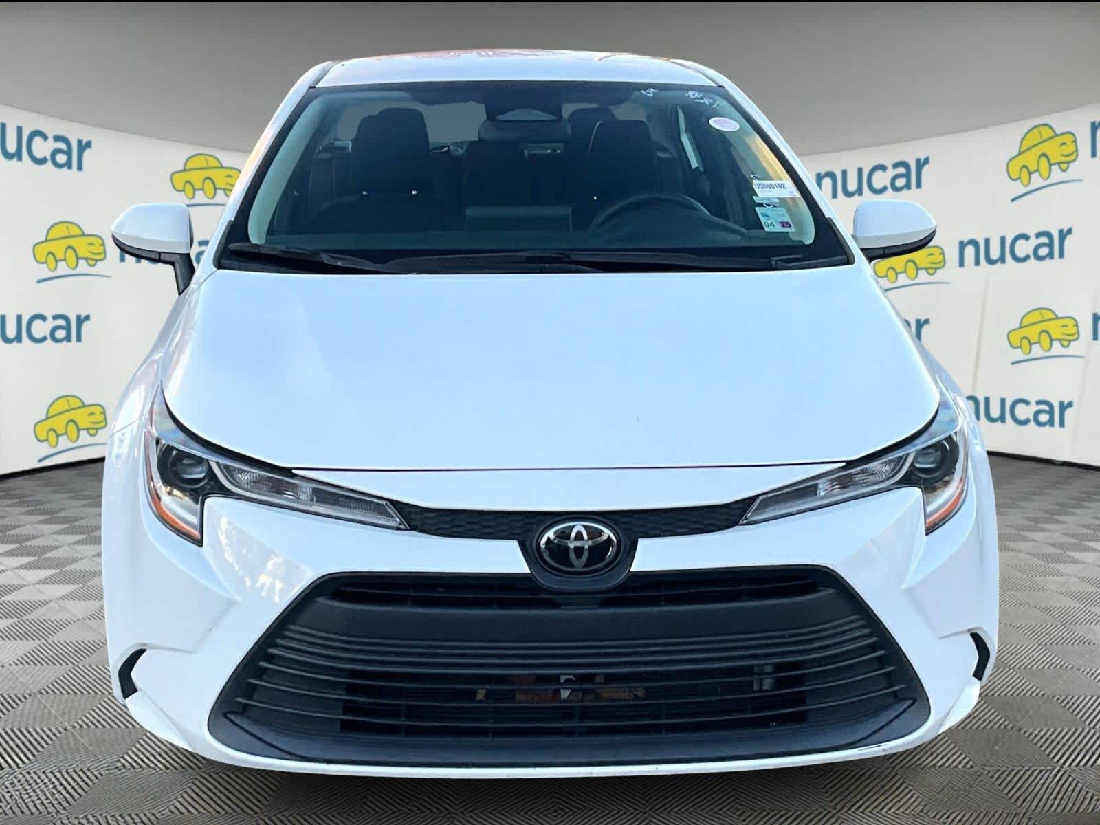 2023 Toyota Corolla LE - Photo 2