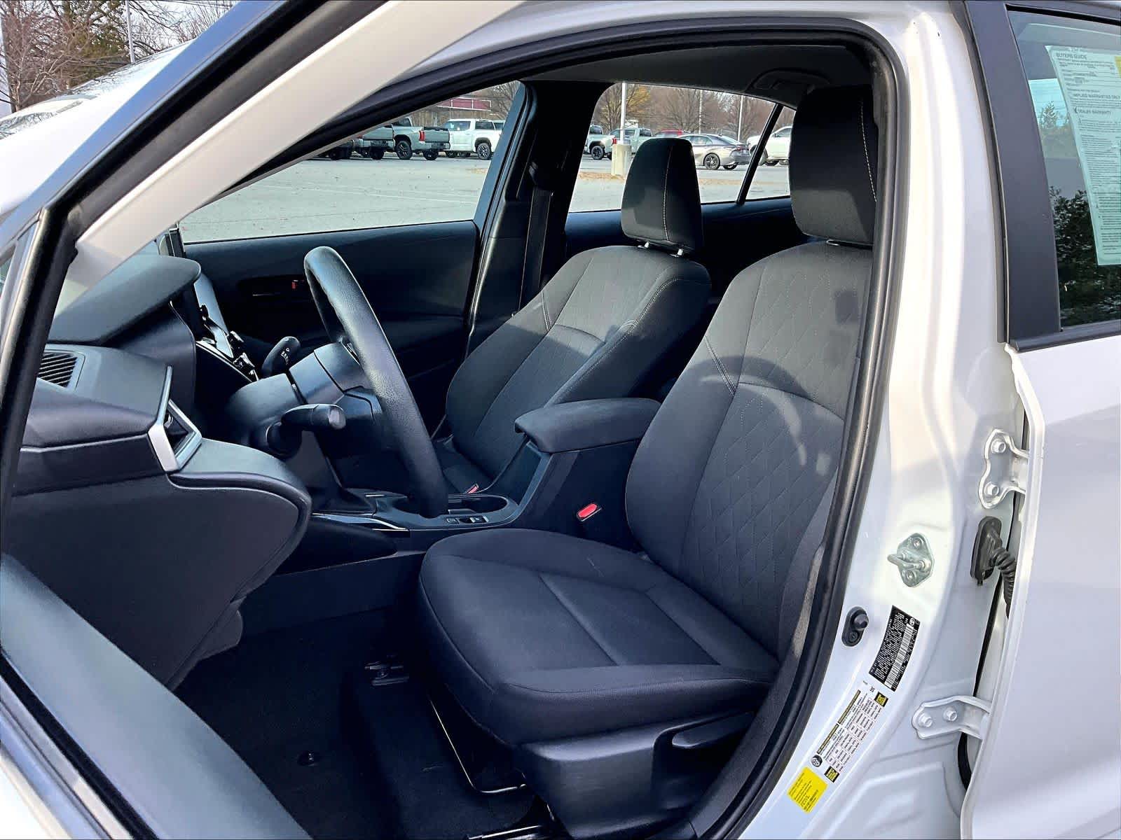 2023 Toyota Corolla LE - Photo 10