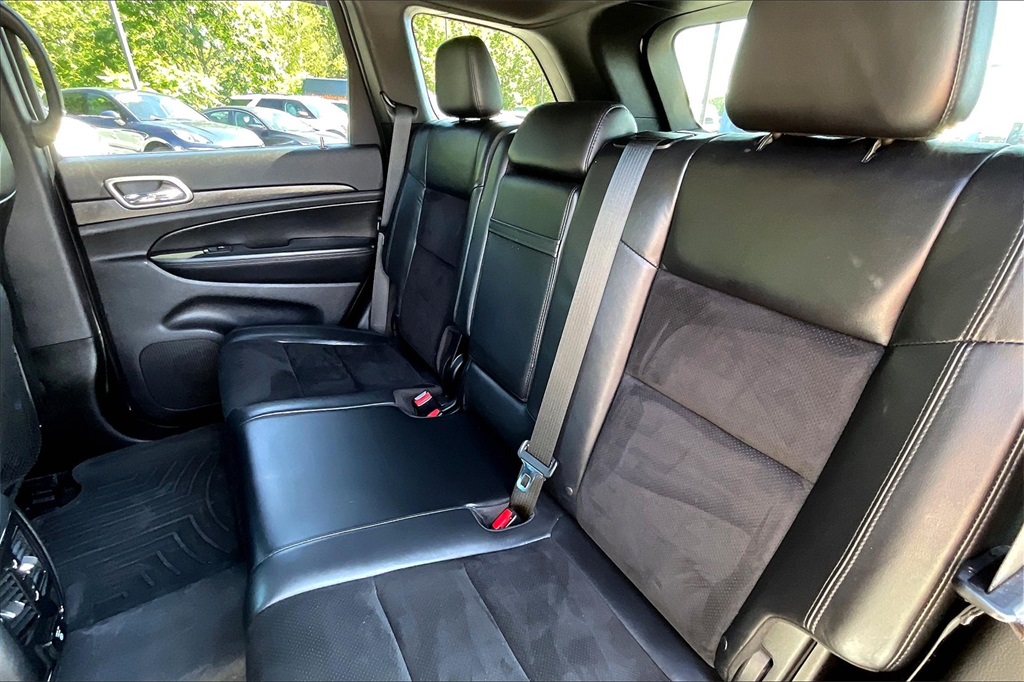 2017 Jeep Grand Cherokee Altitude - Photo 14
