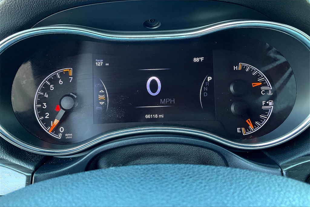 2017 Jeep Grand Cherokee Altitude - Photo 23