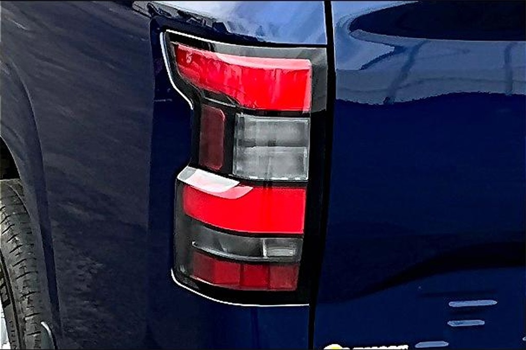 2022 Nissan Frontier SV - Photo 33