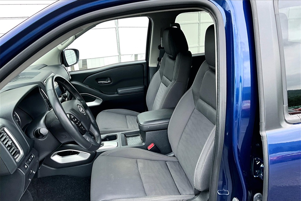 2022 Nissan Frontier SV - Photo 10