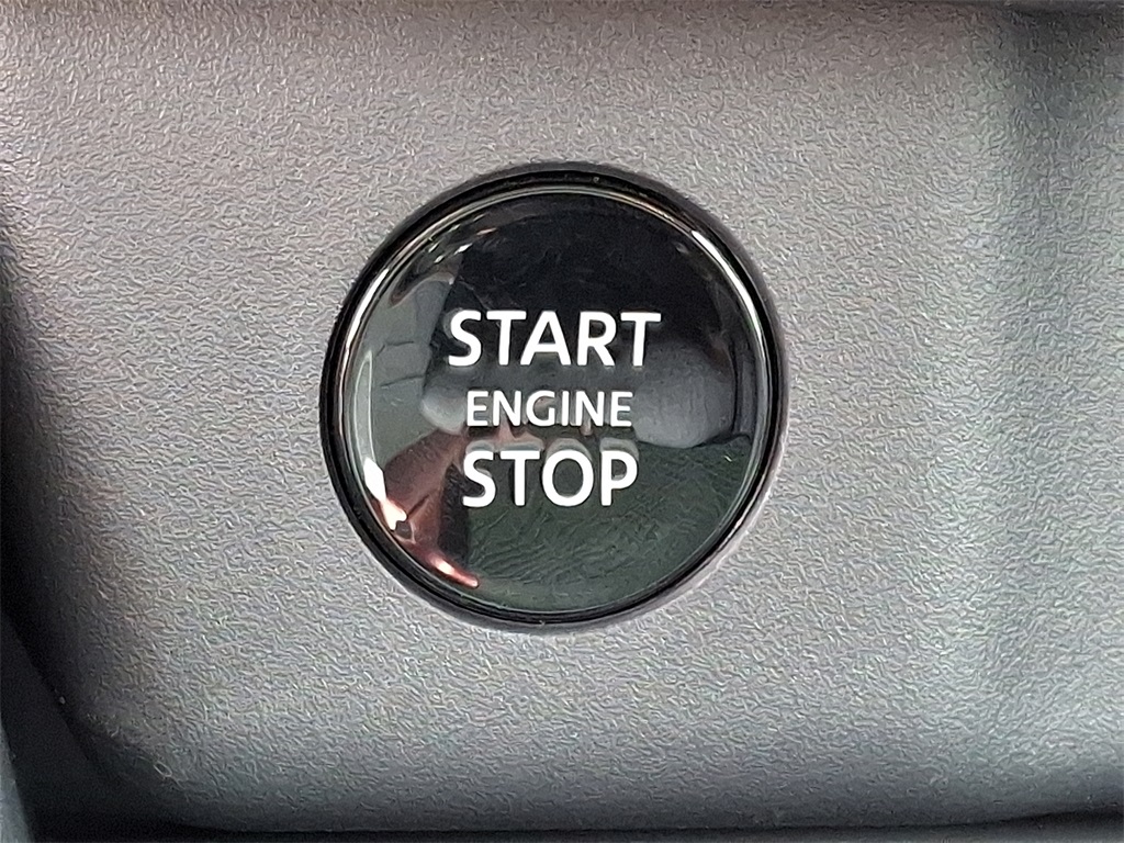 2026 Nissan Rogue SV - Photo 15