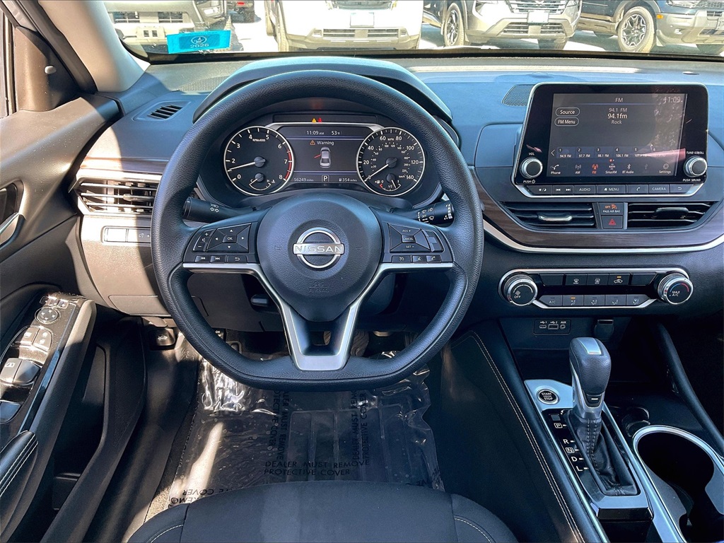 2023 Nissan Altima 2.5 SV - Photo 16
