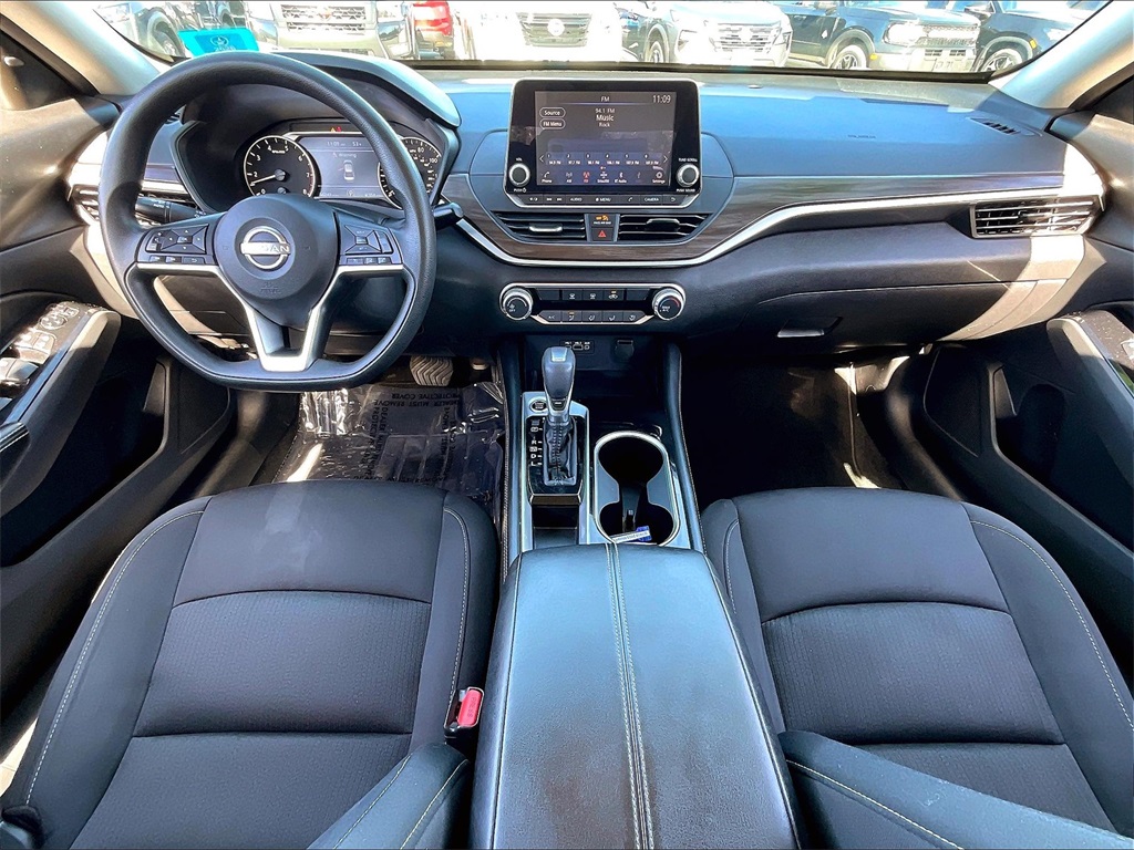 2023 Nissan Altima 2.5 SV - Photo 20