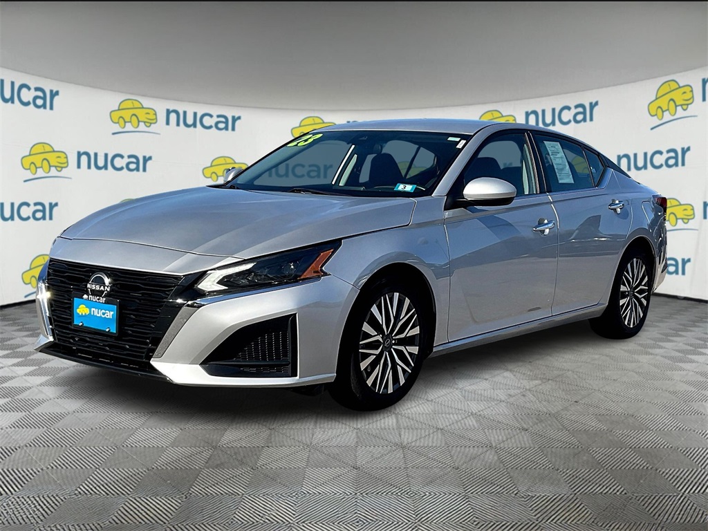2023 Nissan Altima 2.5 SV - Photo 3