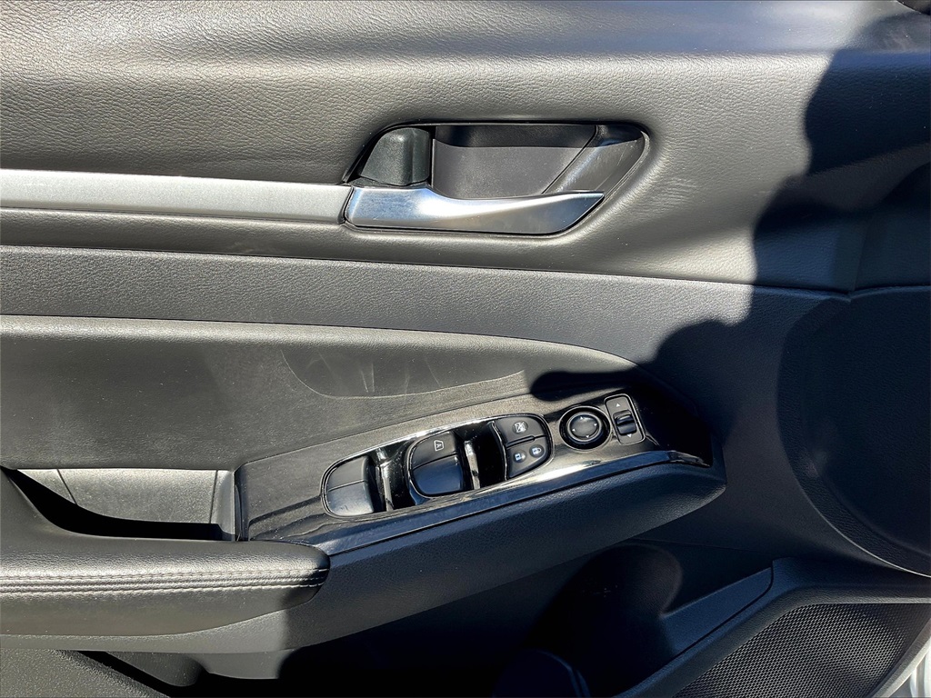 2023 Nissan Altima 2.5 SV - Photo 35