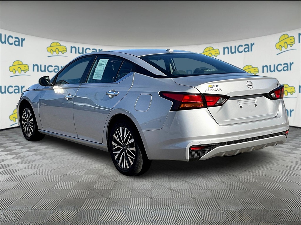 2023 Nissan Altima 2.5 SV - Photo 4
