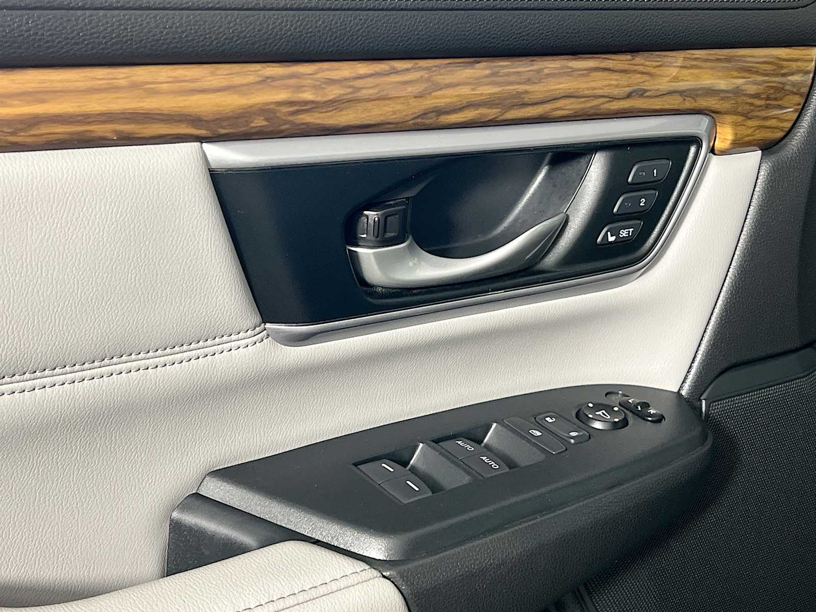 2017 Honda CR-V EX-L - Photo 17