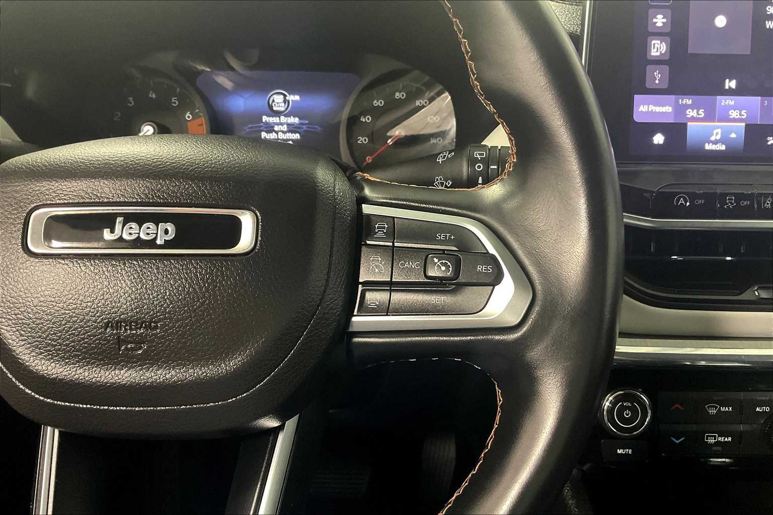 2022 Jeep Compass Limited - Photo 23