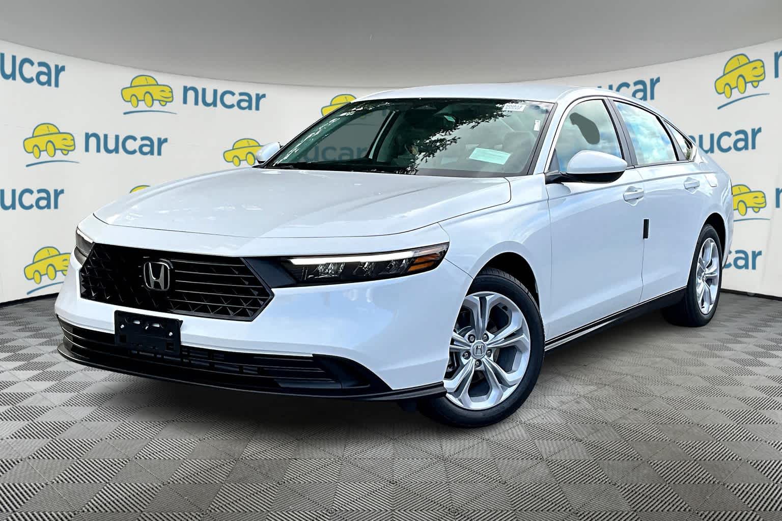 2025 Honda Accord LX - Photo 4