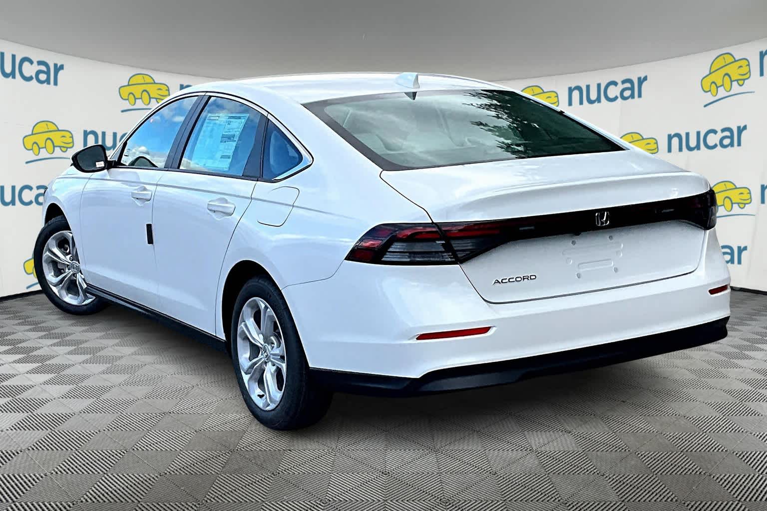 2025 Honda Accord LX - Photo 5