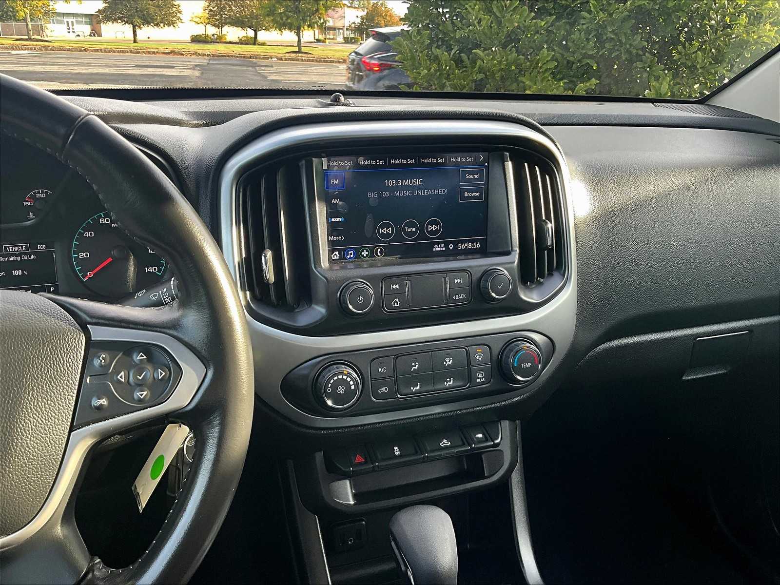 2022 Chevrolet Colorado 4WD LT - Photo 17