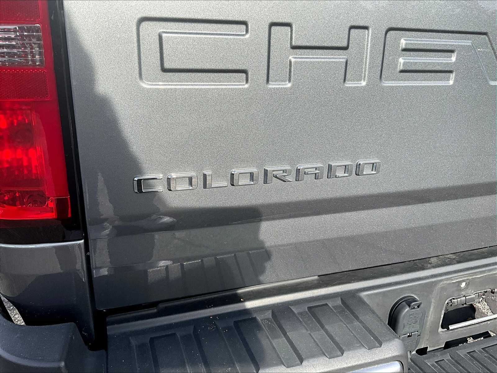 2022 Chevrolet Colorado 4WD LT - Photo 29