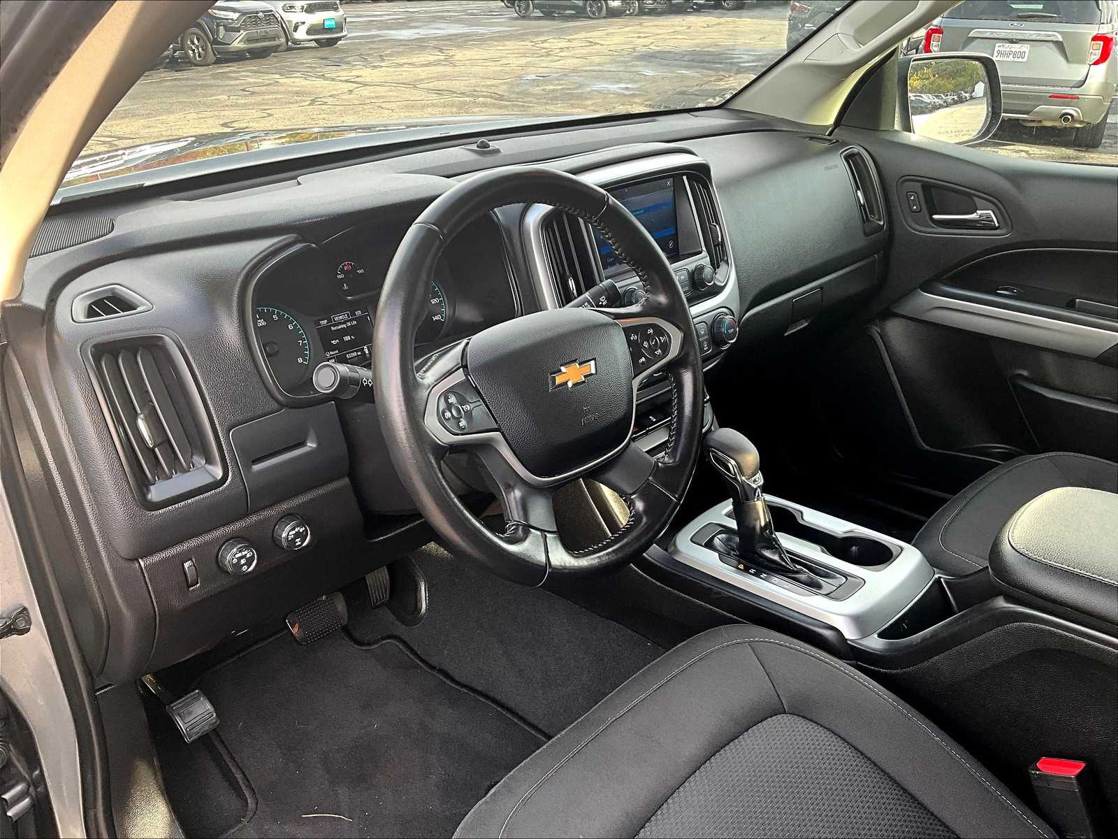 2022 Chevrolet Colorado 4WD LT - Photo 8