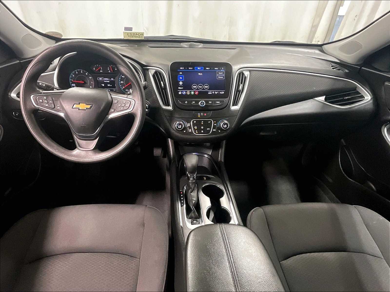 2024 Chevrolet Malibu LT - Photo 21