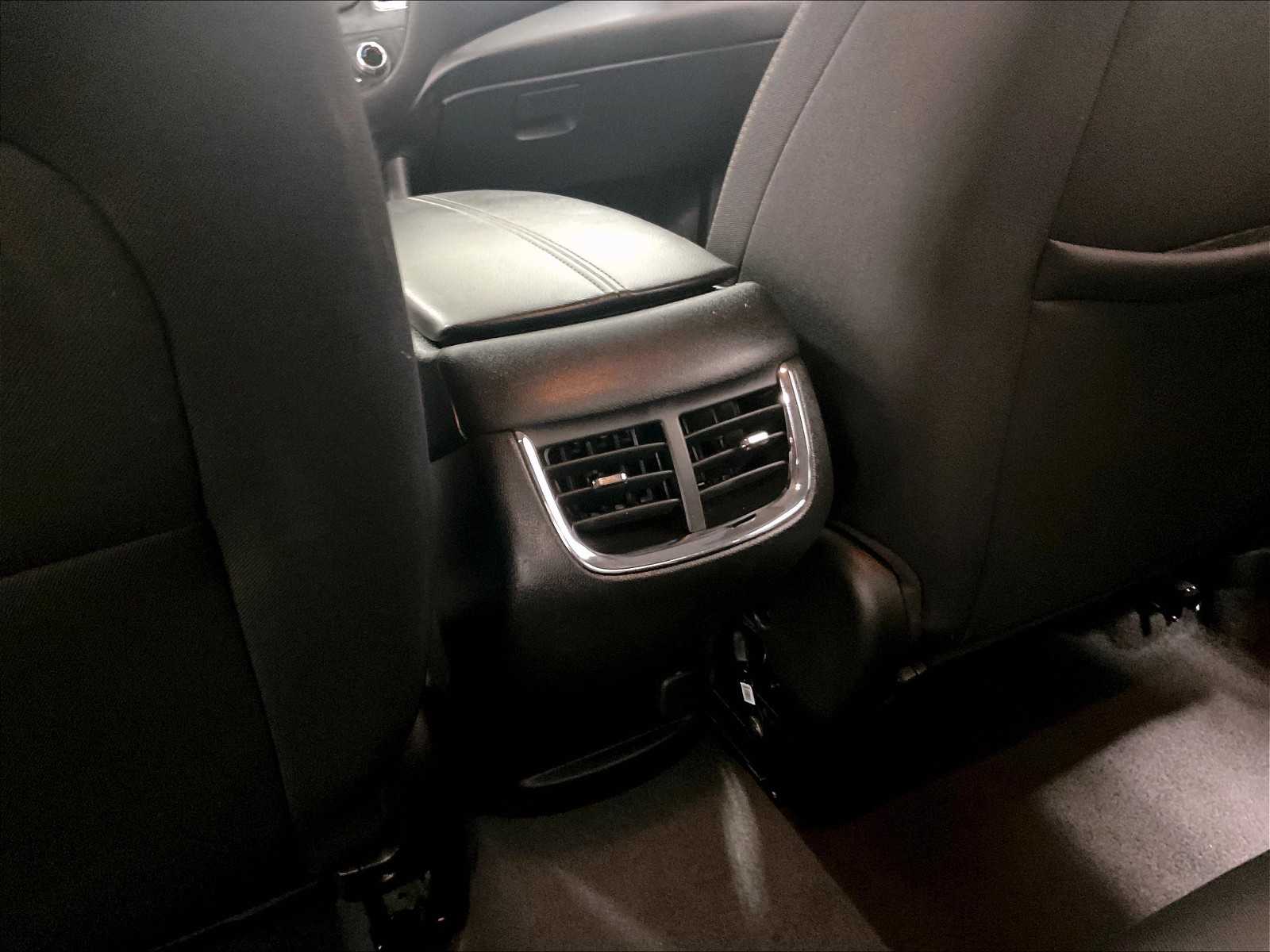 2024 Chevrolet Malibu LT - Photo 27
