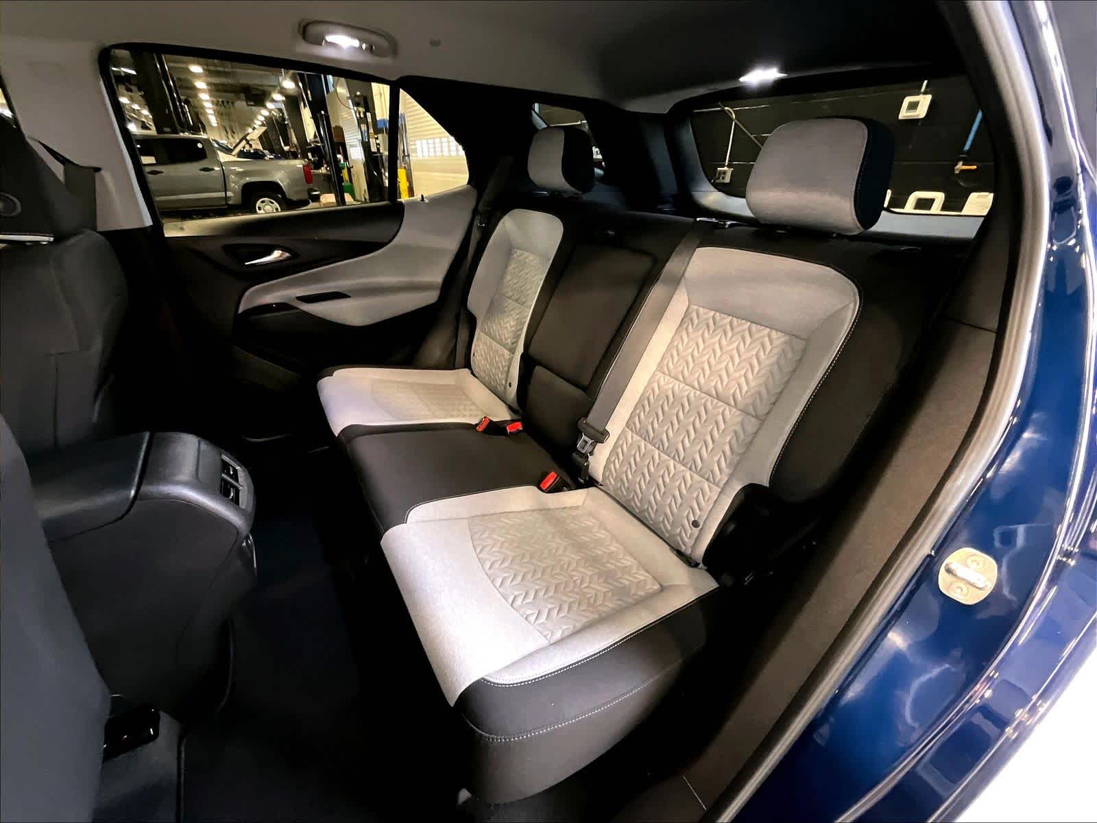 2022 Chevrolet Equinox LS - Photo 15