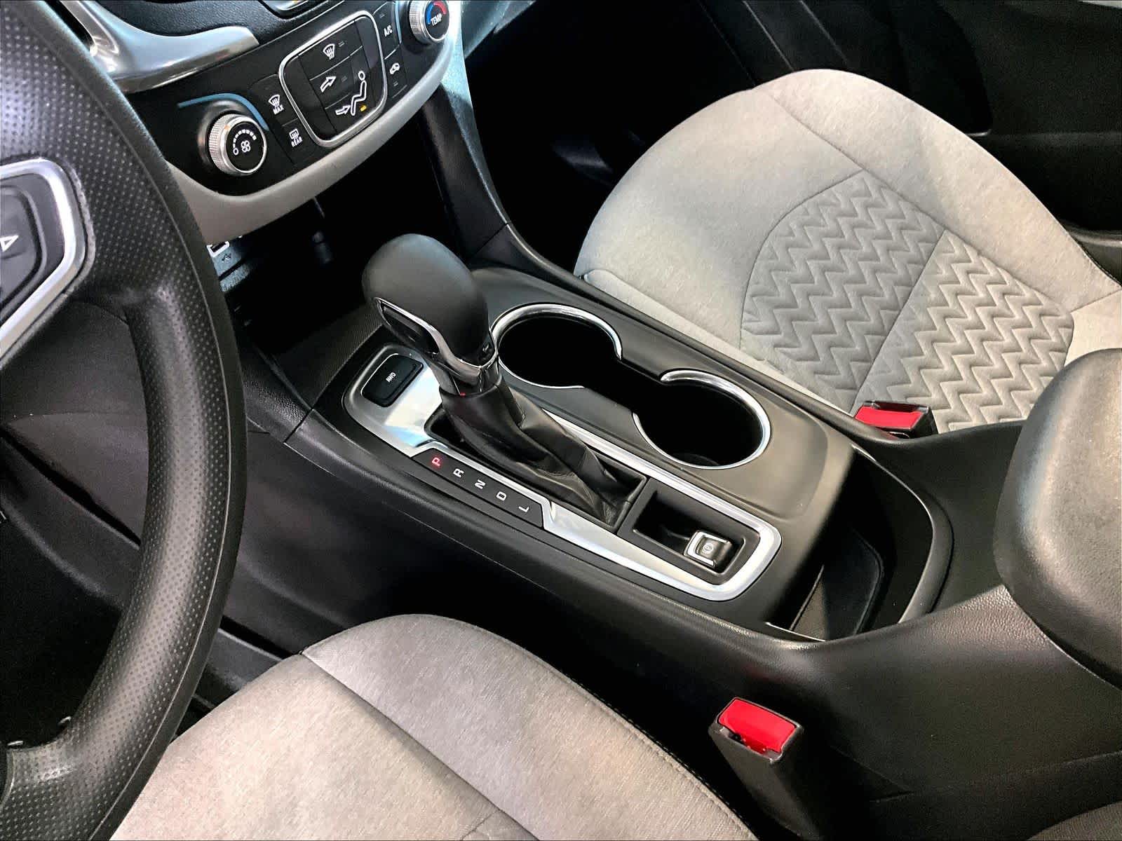 2022 Chevrolet Equinox LS - Photo 21